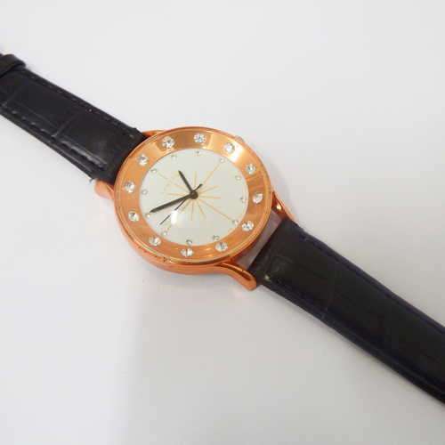 Lenstee Quartz ladies fashion watch