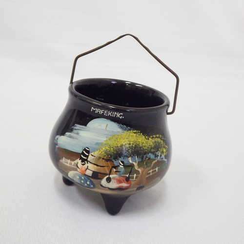 Mafikeng fire cooking pot ornament