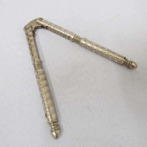 Vintage HMQ nutcracker / crayfish pliers with spring action