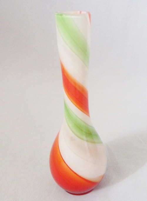 Beautiful Murano glass flower vase
