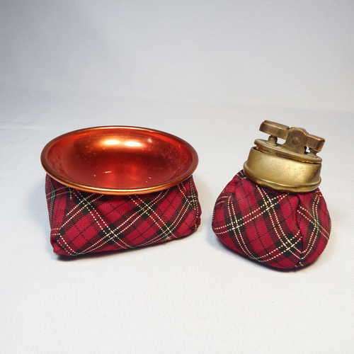 Tartar beanbag fluid table lighter and ashtray set