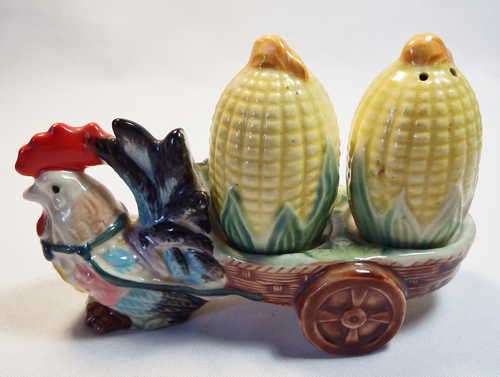 Vintage corn on the cob salt and pepper shakers set