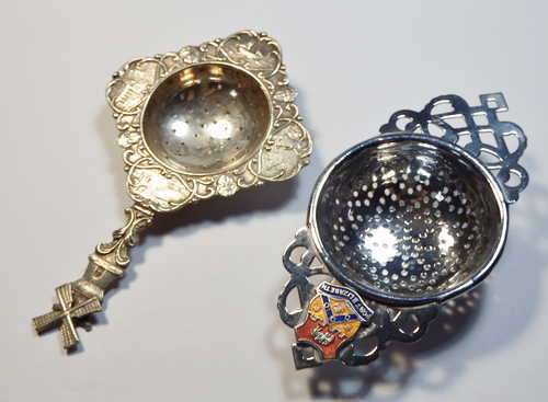 Lot of 2 vintage tea strainers