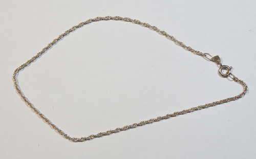 Sterling silver bracelet - Weighs 1,0 grams