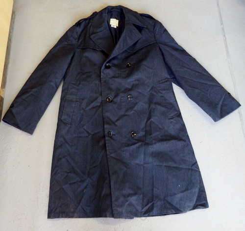 Old SA Air Force Rain coat - Large mens size RS 102 - Inner arm downwards 81 cm