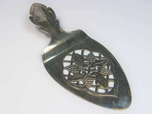 Vintage Silver plated cake server - Designed by Georg Nilsson for Gero -Made in Holland-1925 to 1975