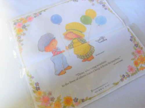 Handkerchief with `Little Lovables` design - 1975 - Excellent condition