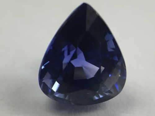 Synthetic Sapphire - Pear shape - Clear blue - 3,35 Carat - @ Crazy R1 Start
