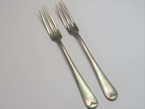 Lot of 2 beautiful small forks