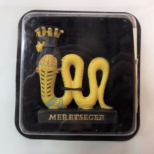 Hachette - The gods of ancient Egypt - Figurine of Meretseger, guardian of the valley of the kings