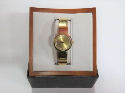 Michel Herbelin ladies quarts watch - Excellent working condition in box
