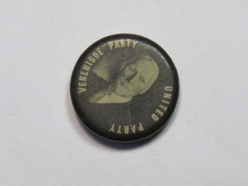Vintage Jan Smuts United party lapel pin badge