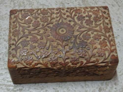 Vintage wooden trinket box