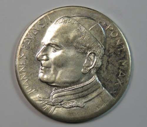 Roma-Citta Del Vaticano - La pieta medallion