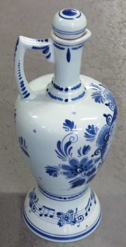Delft Blue De Kuyper Distillers musical decanter - Not working