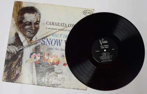 Tutti Camarata - A Modern musical inter-pretation of Walt Disney`s snow white and the seven dwarves