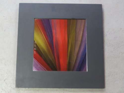 Beautiful mirror with broad black frame - Size with frame: 50cm x 50cm, without frame: 31cm x 31cm