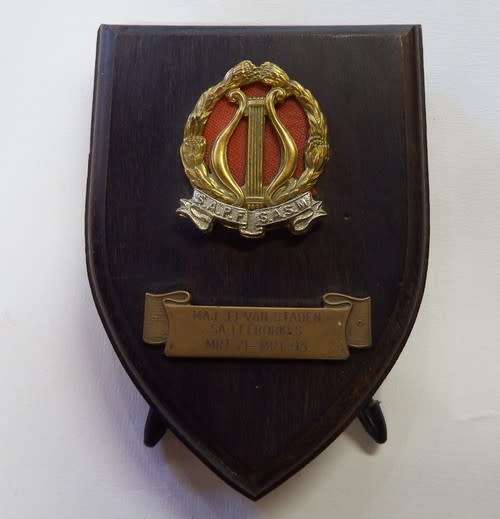 SA Permanent Force Band plaque awarded to Major JJ Van Staden for service 1971-1993