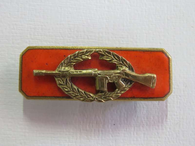 SADF sniper shooting balkie - Gold colour - Possibly replica