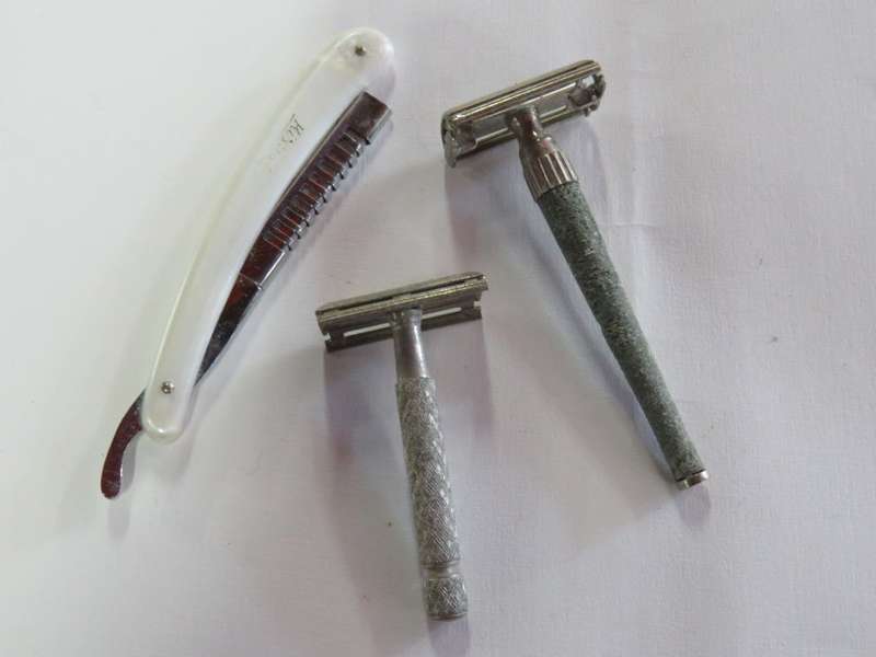 Lot of 3 vintage shaving razors