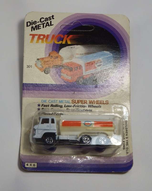 Die Cast metal Truck - Super Wheels - Esso