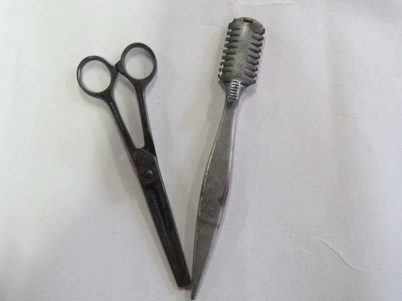 Vintage Gotta 65 hair scissors and tuckmar razor