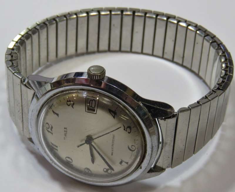 Vintage Timex manual wind mens watch - Working