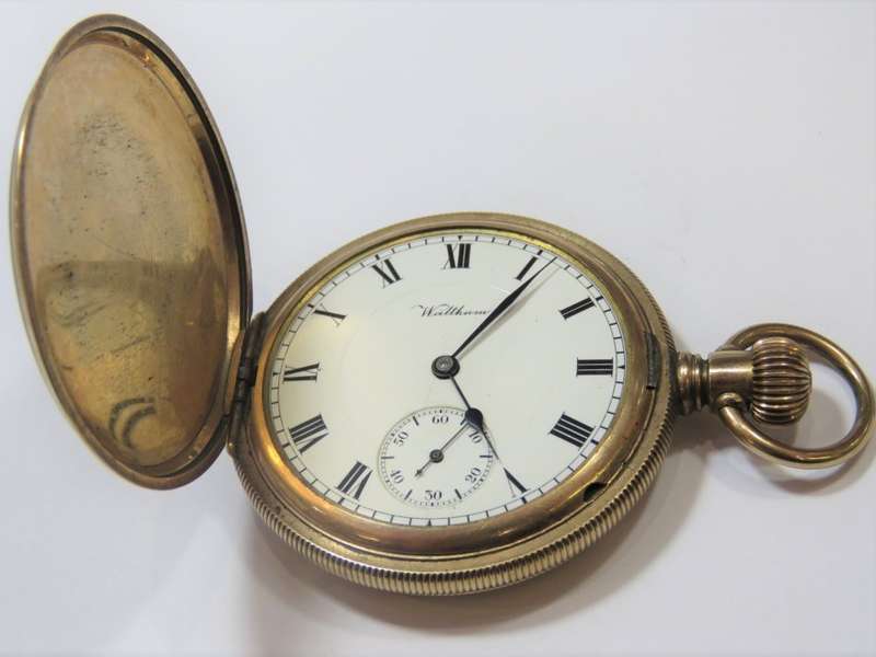 Beautiful Waltham Mass gold plated full hunter pocket watch - No glass  - Working