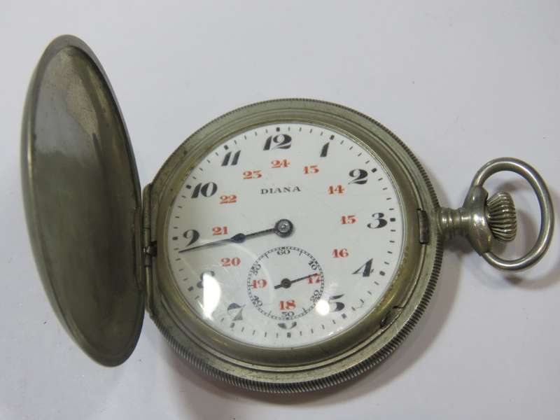 Vintage full hunter Diana pocket watch  - Working