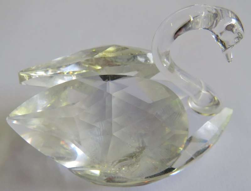 Vintage Swarovski swan - Wings repaired