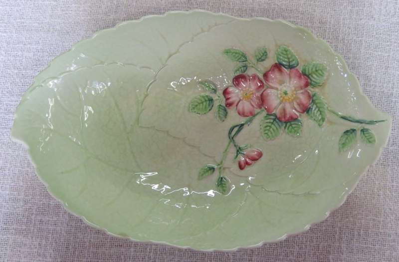 Vintage Carltonware cookie dish