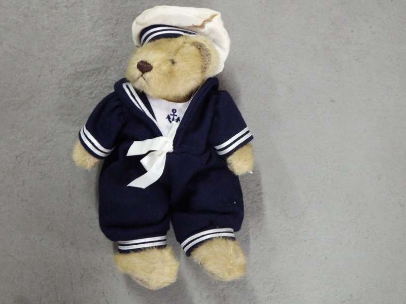 Anna Club plush sailor teddy bear