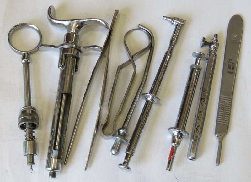 Lot of 9 medical tools