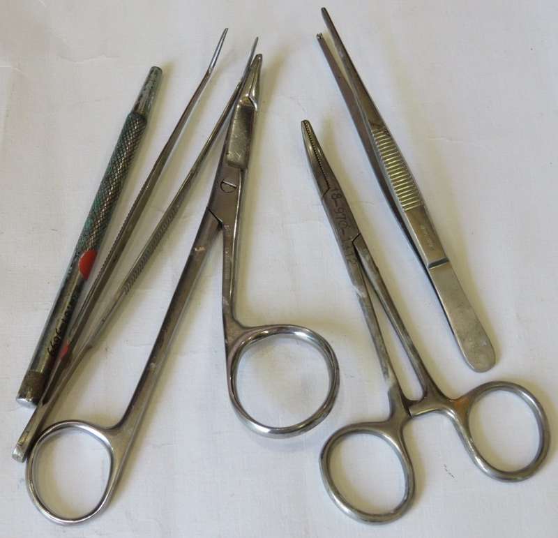 Lot of 5 doctors tools