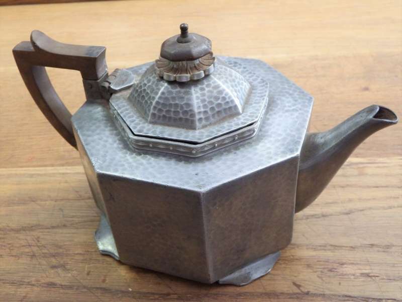 Vintage Sheffield pewter tea pot