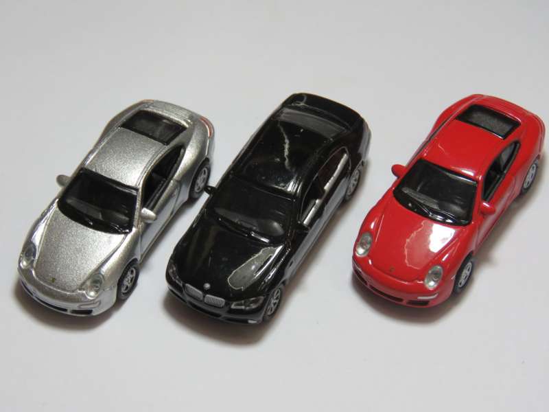Lot of 3 small toy cars