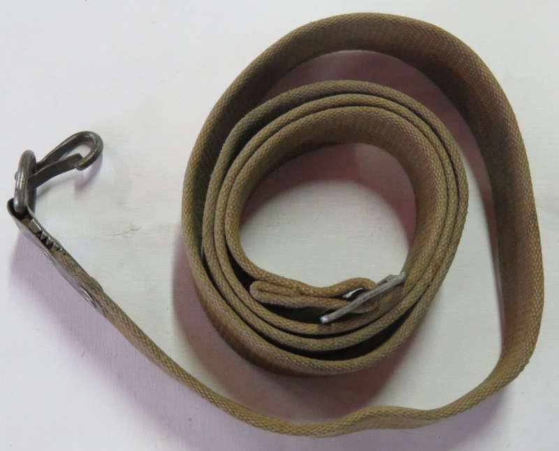 Old military rifle sling - Length 149 cm