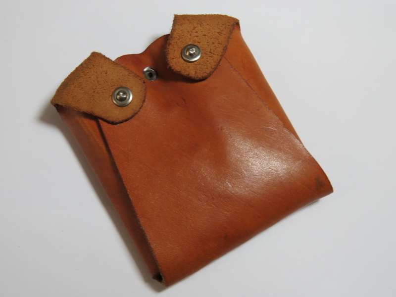 Handmande leather dual magazine pouch