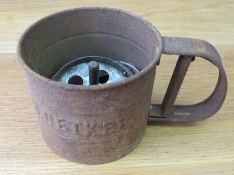 Vintage Dr Oetker flour sieve - Rusted