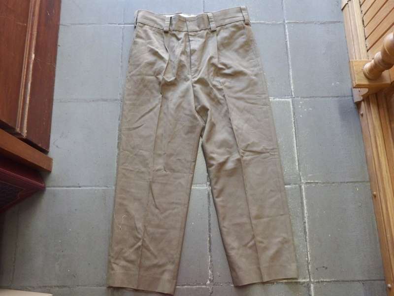 SA Army step out trousers - Waist: 107cm - Inner Leg: 74cm