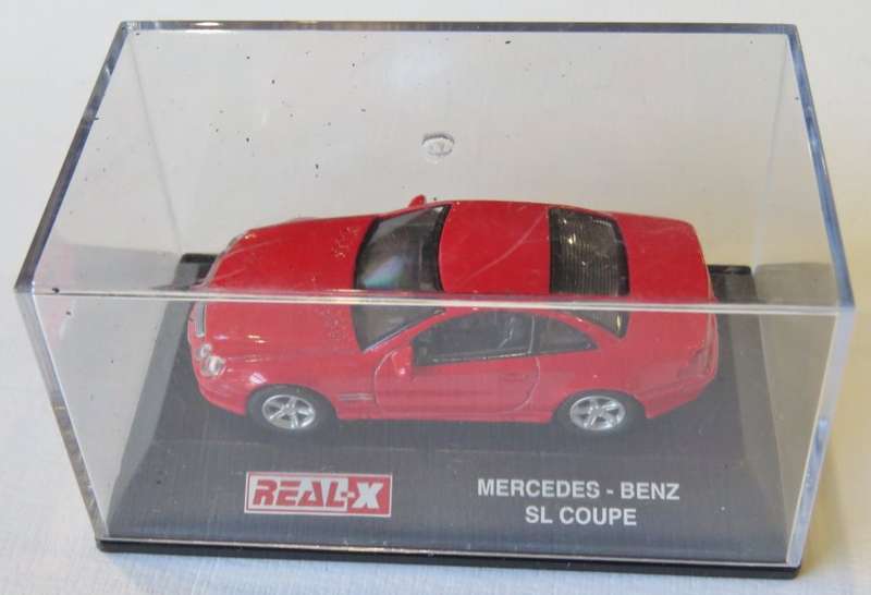 Real-X Mercedes-Benz SL Coupe model car