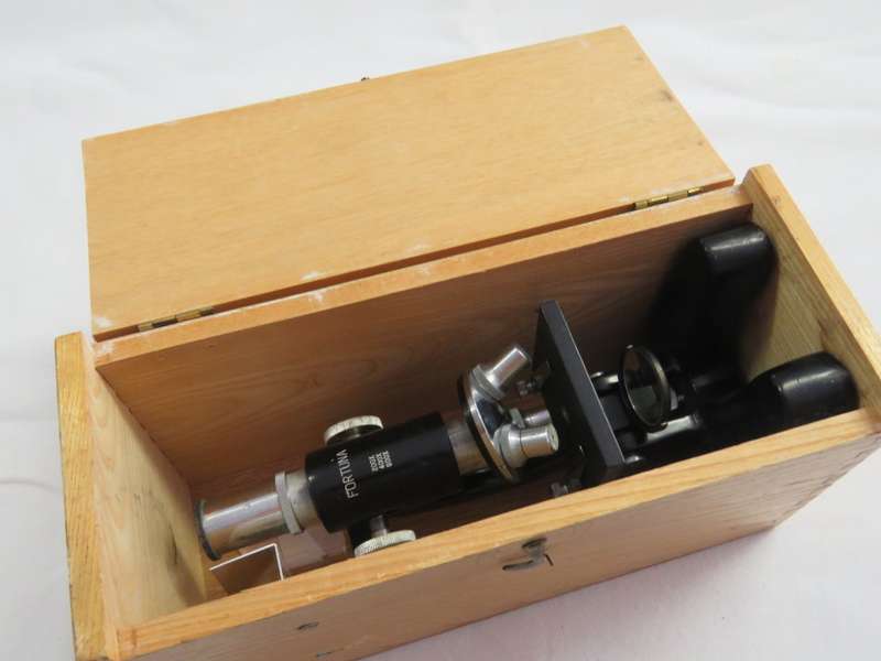Fortuna biological microscope 600x in wooden case - Small size