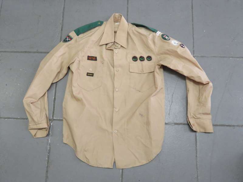 Vintage Voortrekkers shirt with badges-Armpit to armpit: 56cm, Armpit to cuff: 51, Back length: 72cm