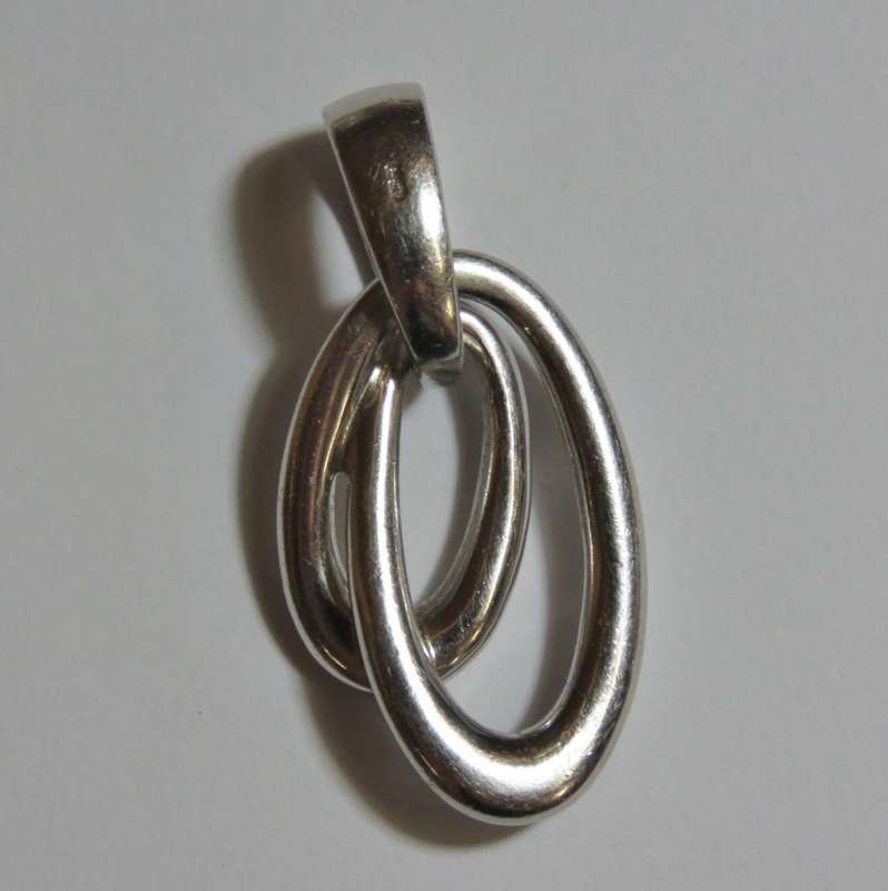 Sterling silver pendant marked 925 FB - Weight 8,4 grams