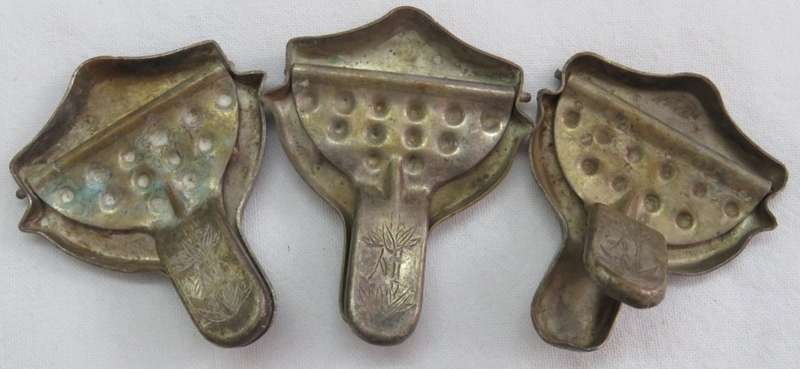 Lot of 3 vintage lemon squeeze hand press