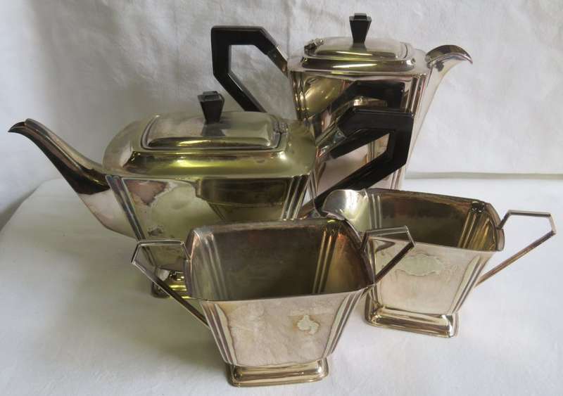 Vintage art deco silverplated tea set - Some damage