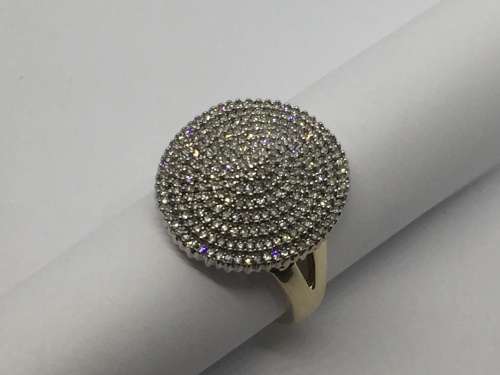 9kt Gold diamond ring with 242 small round diamonds