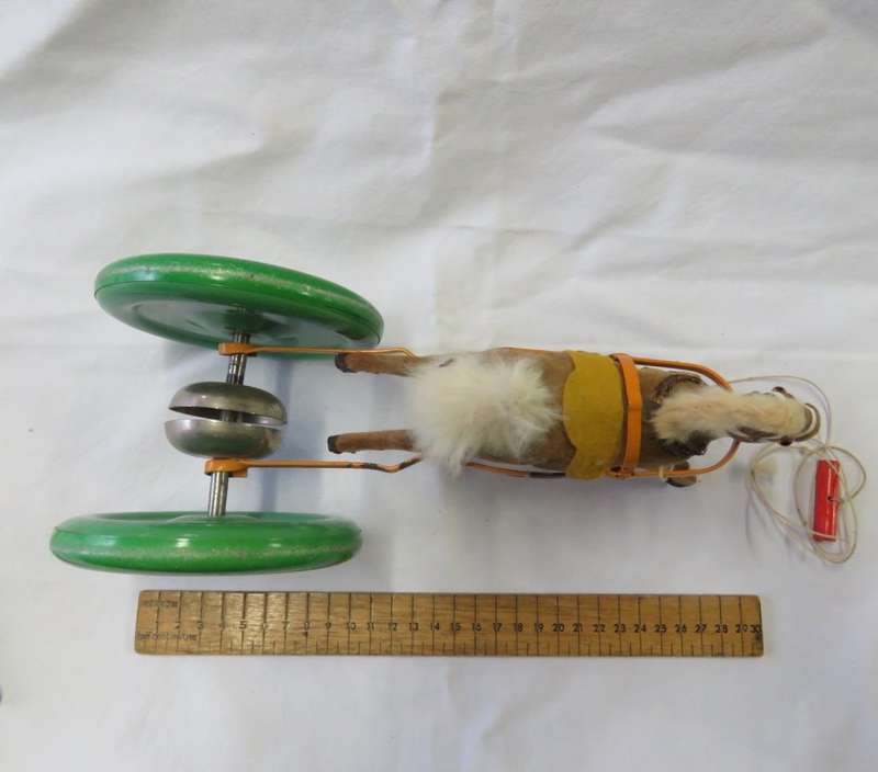 Vintage Pull toy Horse with large green wheels - Made in US Zone Germany post WW2 - Rope 76 cm