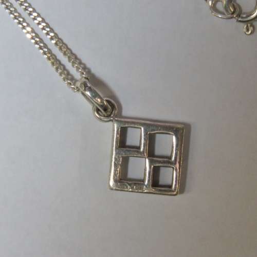 Sterling silver necklace and pendant - Weighs 3,3 grams