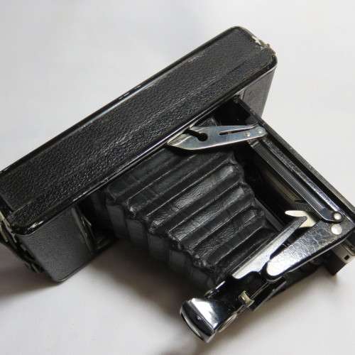 Antique AGFA folding camera - Lens shutter not working